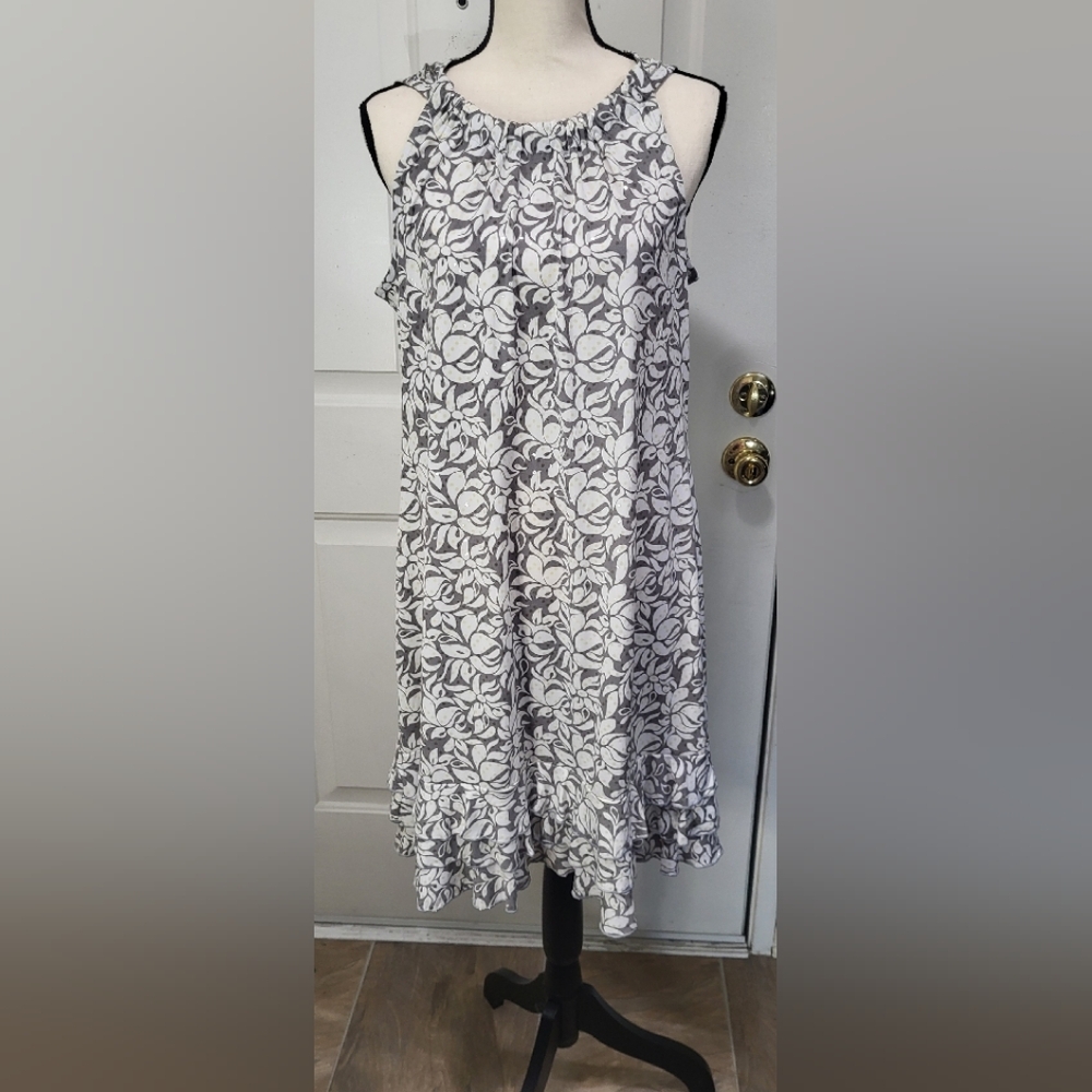 MSK Floral Grey/White Ruffled With Sequins Bare Shoulder Stretchy Dress Size L